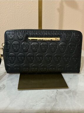 Betsey Johnson Black Embossed Skull Zip Wallet with Gold Plate